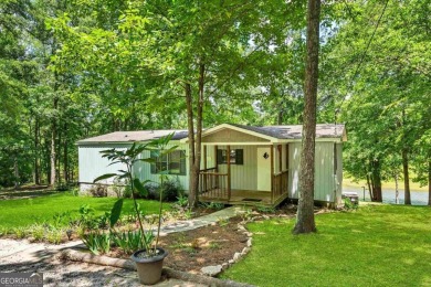 Lake Home For Sale in Eatonton, Georgia