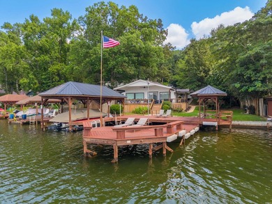 Experience Lake Hamilton living at its finest at 310 Houston Dr - photo 1