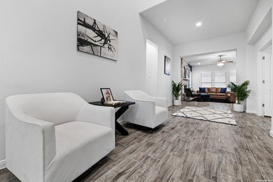 Lose the traffic and escape to your gated sanctuary overlooking - photo 6