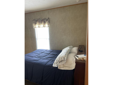 Tired of paying hotel fees or rent? Then check out this perfect - photo 20