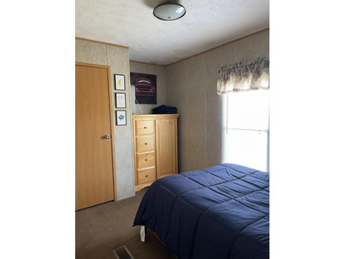 Tired of paying hotel fees or rent? Then check out this perfect - photo 21