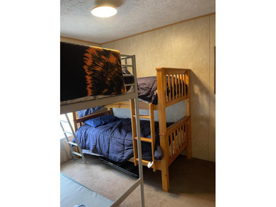 Tired of paying hotel fees or rent? Then check out this perfect - photo 22