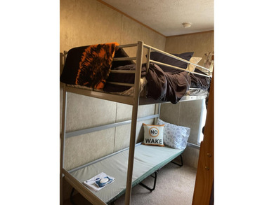 Tired of paying hotel fees or rent? Then check out this perfect - photo 24