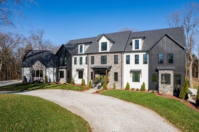 Lake Home For Sale in Alvaton, Kentucky