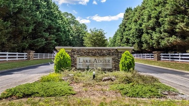 Discover the perfect blend of privacy, natural beauty, and - photo 3