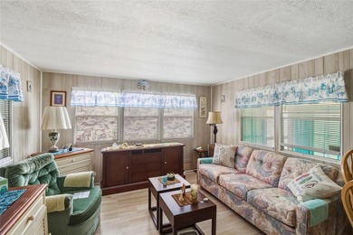 Welcome to this clean, well-maintained 1-bedroom, 1 bath home - photo 8