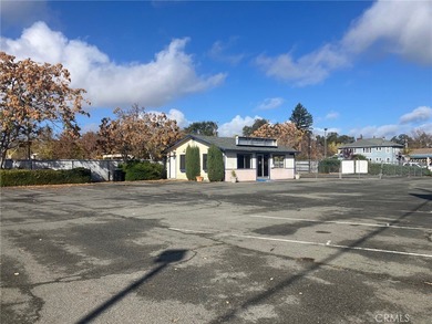 Commercial real estate on S. Main St: GREAT OPPORTUNITY! Over - photo 3