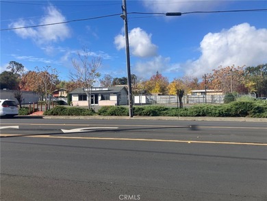 Commercial real estate on S. Main St: GREAT OPPORTUNITY! Over - photo 6