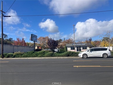 Commercial real estate on S. Main St: GREAT OPPORTUNITY! Over - photo 7