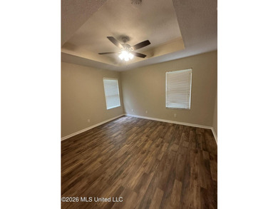 Move-In Ready 3 Bedroom, 2 Bath Home! Step into this recently - photo 9