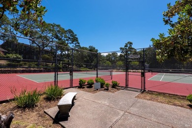 Stunning super upgraded unit with fantastic, unobstructed golf - photo 11