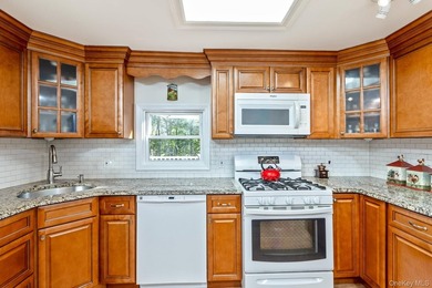 Welcome to easy, low-maintenance living in this well-maintained - photo 14