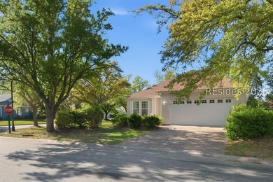Well-maintained Potomac model located on a quiet cul-de-sac in - photo 21