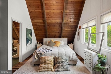 Welcome to your serene waterfront escape in the heart of - photo 22