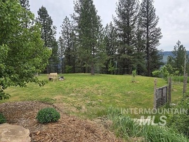 If you've been dreaming of an off-grid lifestyle, this is your - photo 35