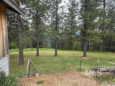 If you've been dreaming of an off-grid lifestyle, this is your - photo 36
