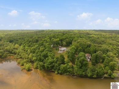 Welcome to your dream waterfront retreat on highly sought-after - photo 39