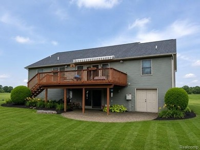 Long Lake canal front home with docking for the pontoon & - photo 2