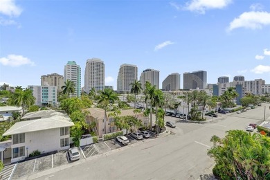 Rarely available 1BR/1.5BA corner unit in the heart of Fort