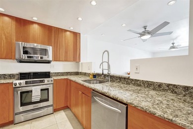 Rarely available 1BR/1.5BA corner unit in the heart of Fort