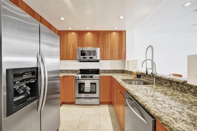 Rarely available 1BR/1.5BA corner unit in the heart of Fort