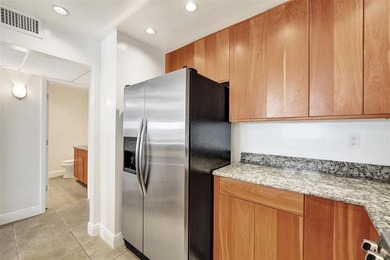 Rarely available 1BR/1.5BA corner unit in the heart of Fort