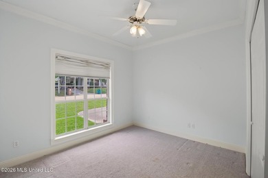 Spacious 4-bedroom, 2-bath home conveniently located between Hwy - photo 22