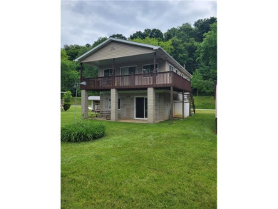 Allegheny River Home For Sale in Gilpin Twp Pennsylvania