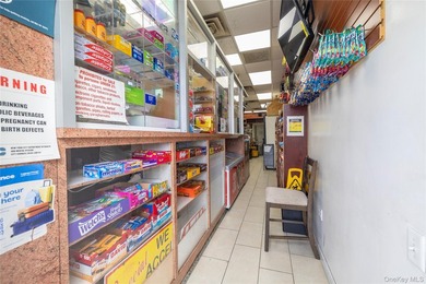 Prime Location! Across From Motor Vehicle Dept and JFK, 4,620 - photo 38