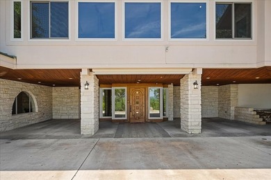 Architectdesigned contemporary by the late La Grange architect - photo 7