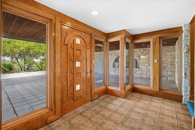 Architectdesigned contemporary by the late La Grange architect - photo 8