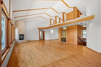 Architectdesigned contemporary by the late La Grange architect - photo 9