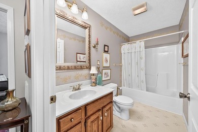 Country living meets classy elegance, the essence of the iconic - photo 28