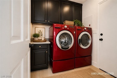 Exceptional Value! This beautifully fully remodeled 3,010 sq. ft - photo 36