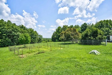 Country living meets classy elegance, the essence of the iconic - photo 48