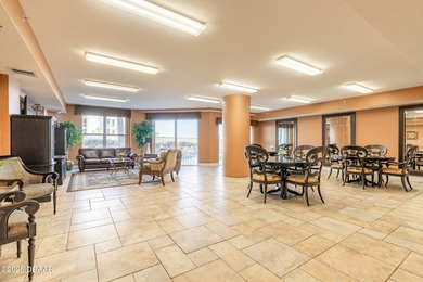St. Maarten - Twelve floors above the shoreline, this penthouse - photo 49
