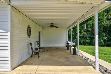 Country living meets classy elegance, the essence of the iconic - photo 50