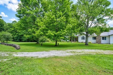 Country living meets classy elegance, the essence of the iconic - photo 54