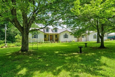 Country living meets classy elegance, the essence of the iconic - photo 55