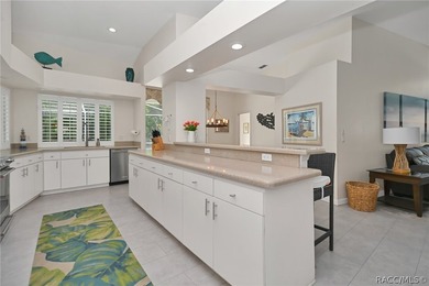 Welcome to this well-maintained 3 Bedroom, 2.5 Bath pool home - photo 7