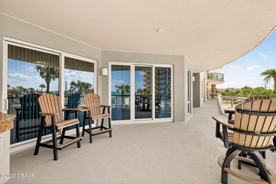 THIS LEADING LUXURY COASTAL CONDOMINIUM ESTATE UNVEILS A DREAM - photo 12