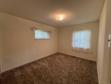 Great 1 owner home that has been well maintained over the years - photo 14