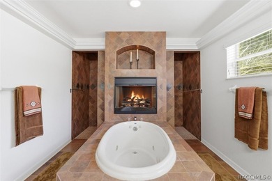Pool Home on a Cul-De-Sac with new roof and A/C Welcome to this - photo 29