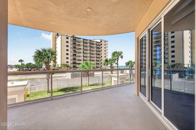 THIS LEADING LUXURY COASTAL CONDOMINIUM ESTATE UNVEILS A DREAM - photo 38