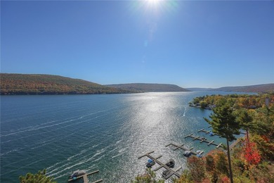 Enjoy maintenance-free lake living in this top level, penthouse - photo 3