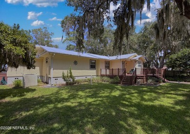 Beautiful retreat on the St. Johns River. Country setting that - photo 3