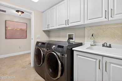 THIS LEADING LUXURY COASTAL CONDOMINIUM ESTATE UNVEILS A DREAM - photo 57