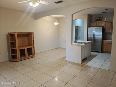 This is a spacious town home. It has three full bathrooms, three - photo 3