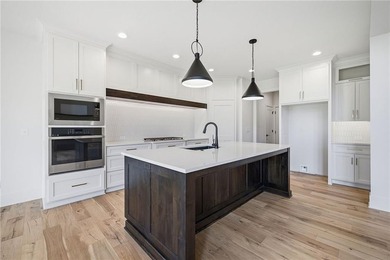 Don't miss this new home by Walker Custom Homes! The Layla 1 1/2 - photo 17