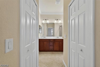 Stunning lake views, nearly 2,000 sq ft, and an unbeatable - photo 25